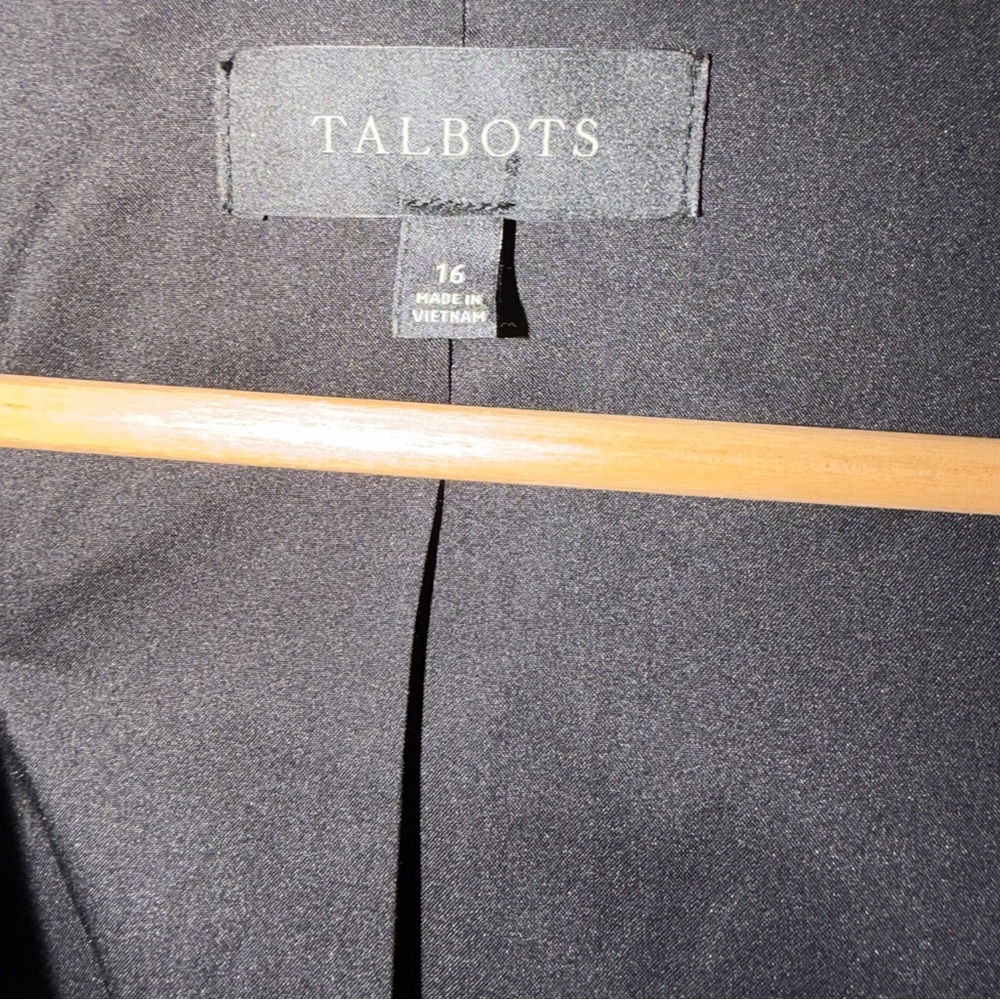 Talbots Black Women's Blazer with Gold Buttons - Picture 4 of 5